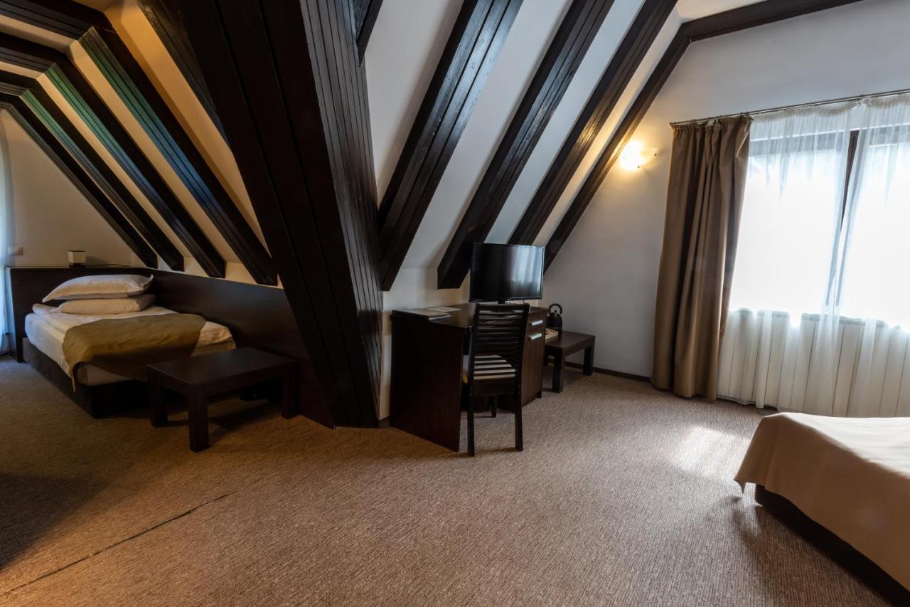 Hotel Smart Sinaia Zewnętrze zdjęcie