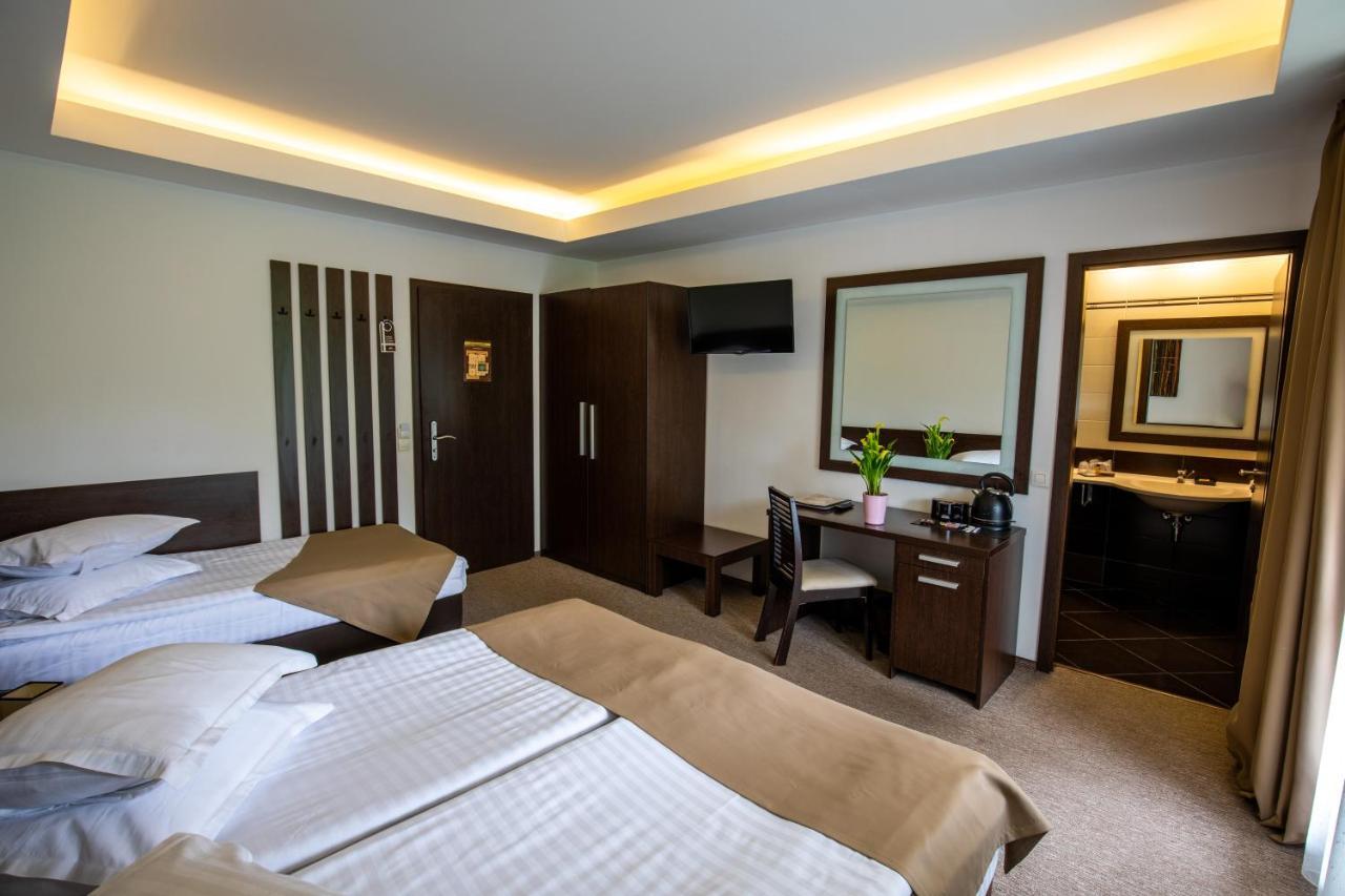 Hotel Smart Sinaia Zewnętrze zdjęcie