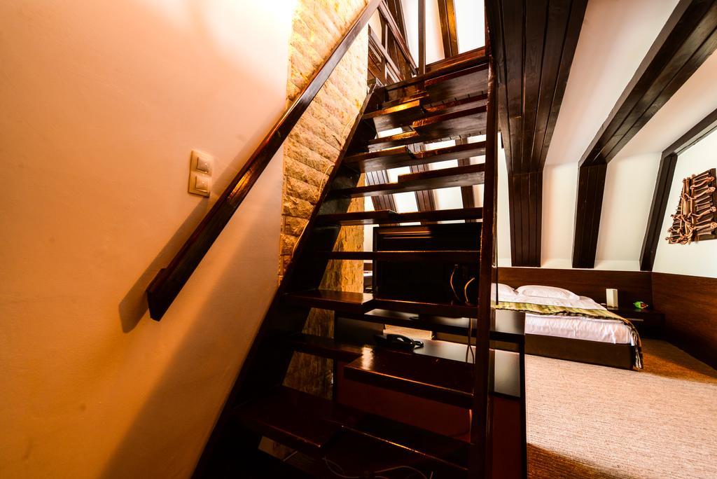 Hotel Smart Sinaia Zewnętrze zdjęcie